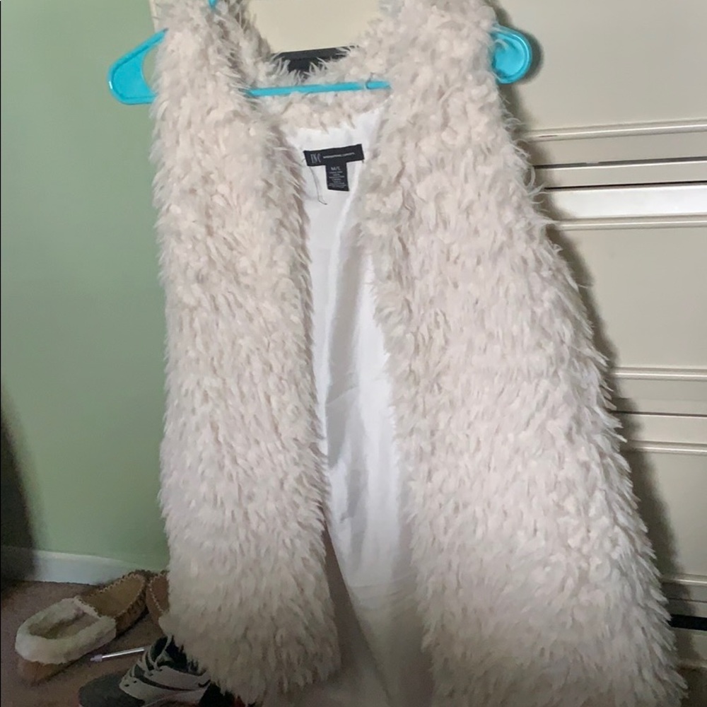 White winter vest/fall vest